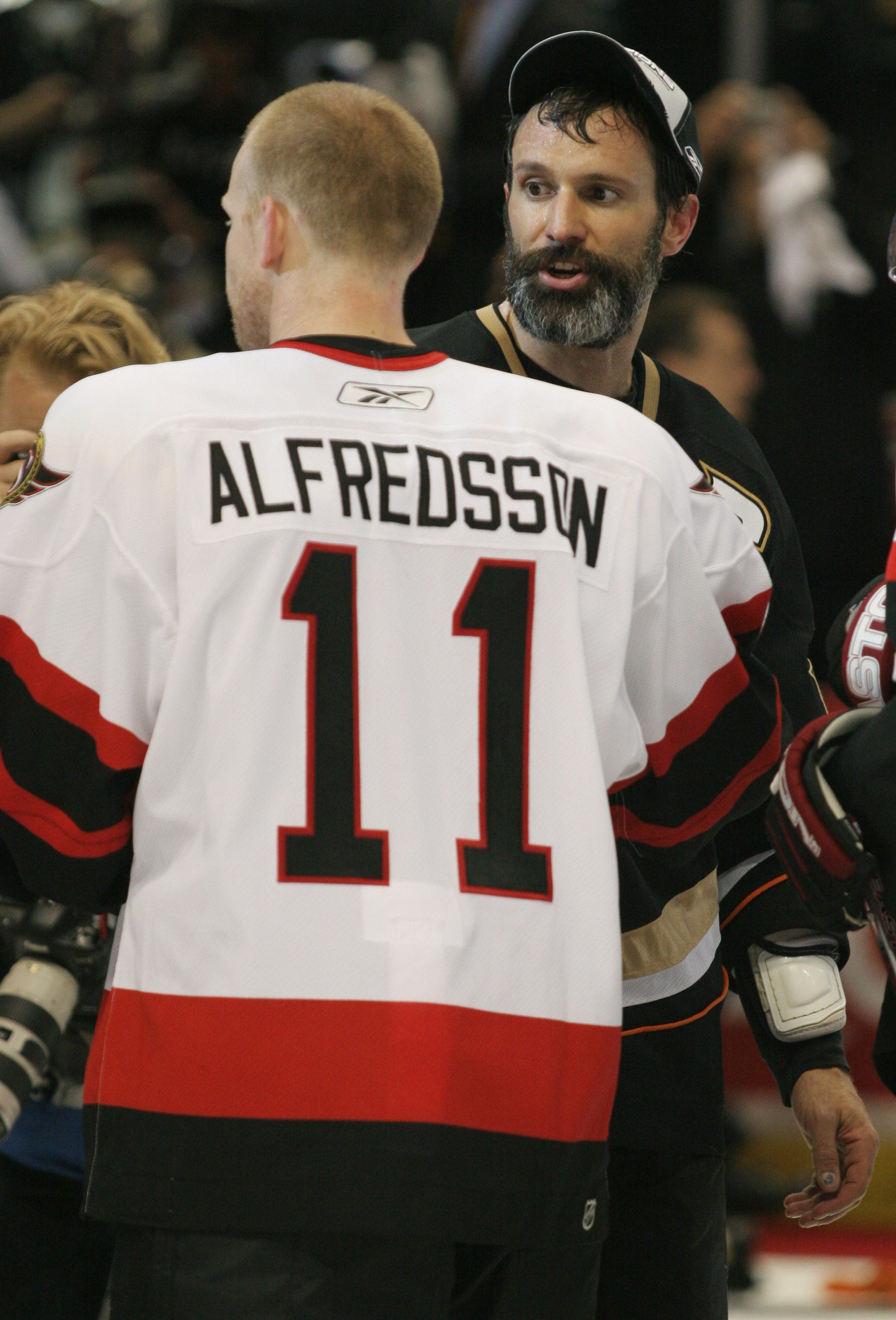 daniel alfredsson jersey retirement